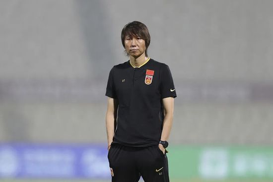 亚洲精久久